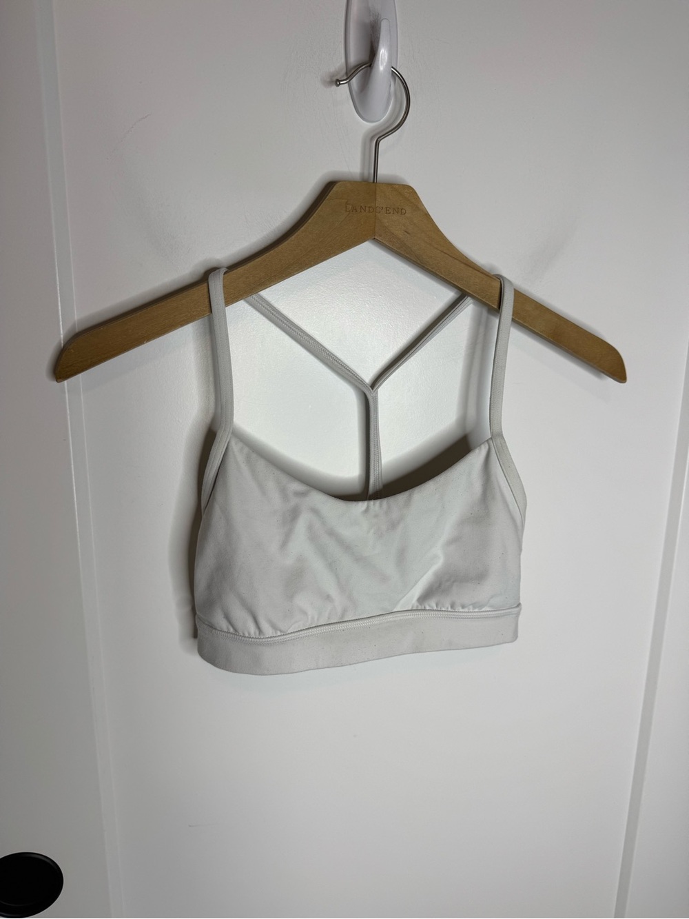 Lululemon Flow Y Bra Nulu Light Support A–C Cups White Sports Bra Size 4 - Picture 2 of 5